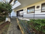 Zugang Haus - Gepflegtes EFH, Waldrandlage mit Fernblick, in Heimbach, OT Hausen zu verkaufen