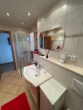 Badezimmer - Gepflegter Bungalow, mit Fernblick und großzügigem Grundstück in Heimbach zu verkaufen
