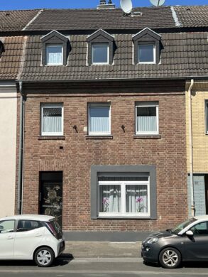 Grundsolides Einfamilienreihenhaus in Düren- Gürzenich zu verkaufen, 52355 Düren, Reihenmittelhaus