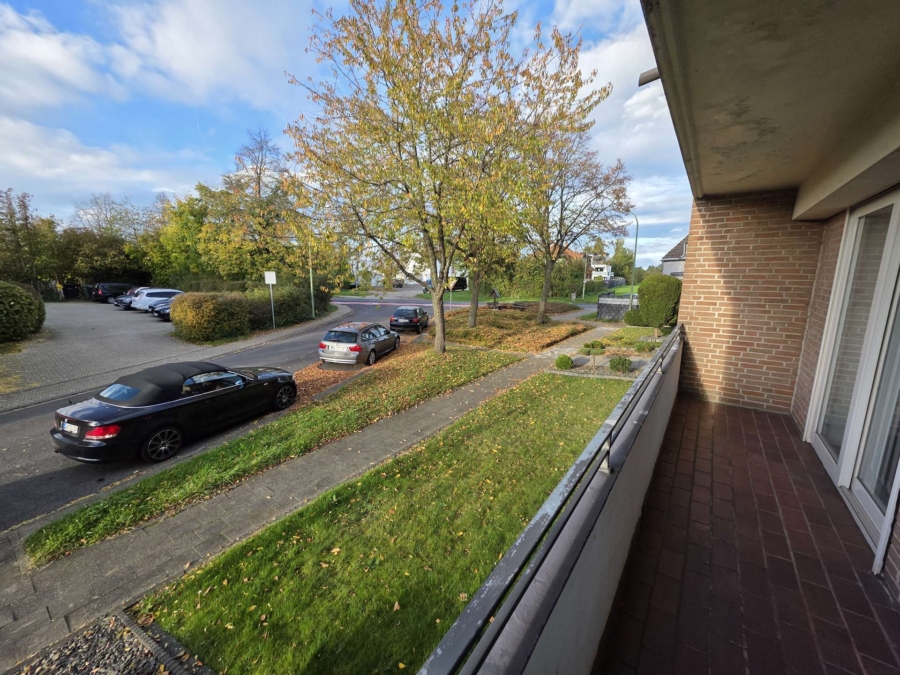 Balkon - Moderne 3 Zimmerwohnung mit 2 Balkonen und Garage, in Düren – Gürzenich zu verkaufen