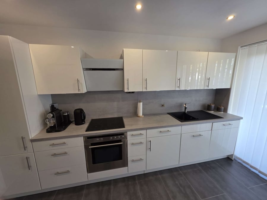 Küche - Moderne 3 Zimmerwohnung mit 2 Balkonen und Garage, in Düren – Gürzenich zu verkaufen