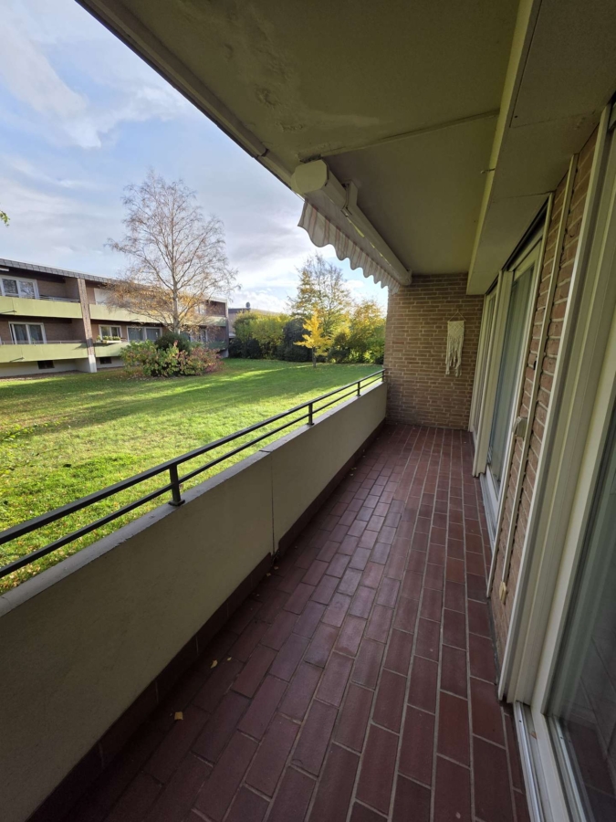 Balkon - Moderne 3 Zimmerwohnung mit 2 Balkonen und Garage, in Düren – Gürzenich zu verkaufen