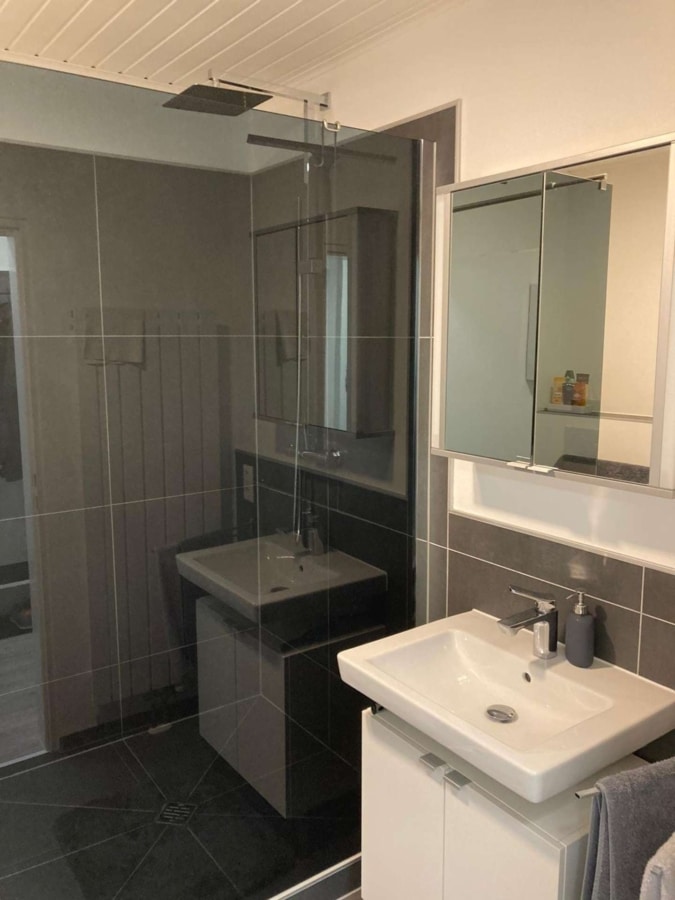 Badezimmer - Moderne 3 Zimmerwohnung mit 2 Balkonen und Garage, in Düren – Gürzenich zu verkaufen