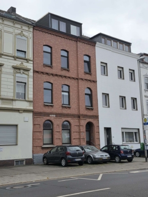 Gepflegtes Mehrfamilienhaus mit 5 Wohneinheiten, direkt in Düren zu verkaufen, 52349 Düren, Mehrfamilienhaus